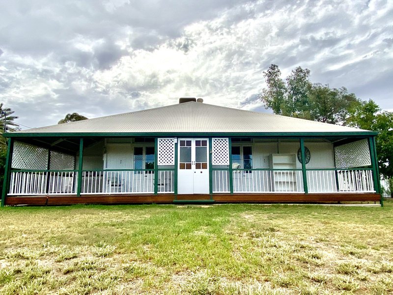 25 William Street, Roma QLD 4455