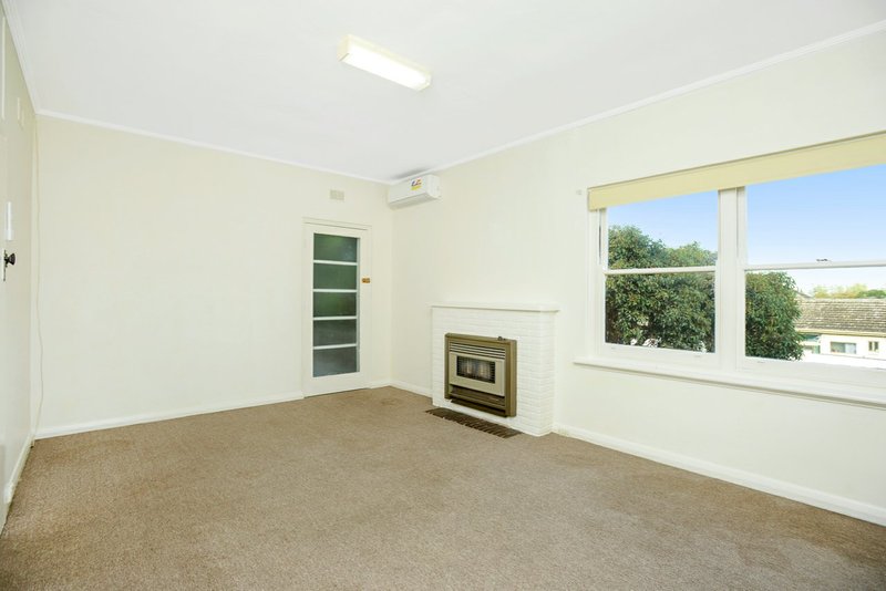 Photo - 25 William Street, Victor Harbor SA 5211 - Image 3