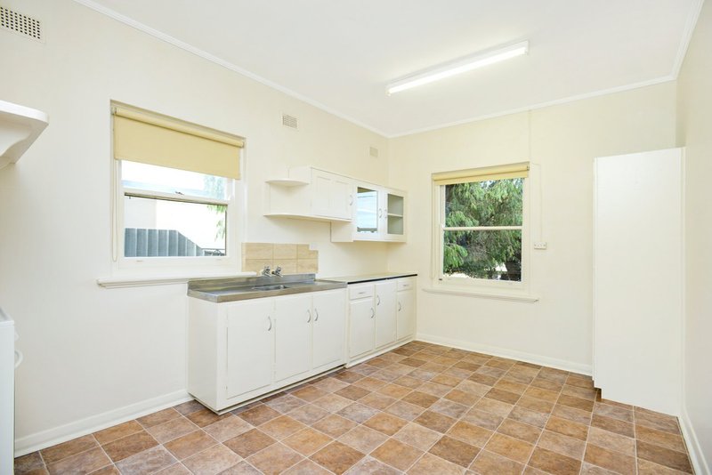 Photo - 25 William Street, Victor Harbor SA 5211 - Image 5