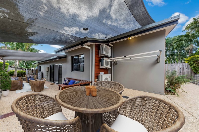 Photo - 2/5 Wills Court, Cannonvale QLD 4802 - Image 4