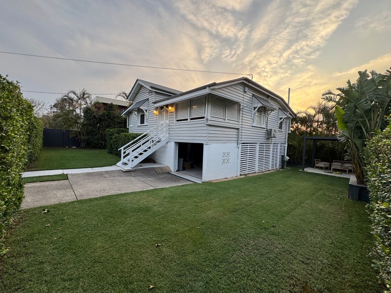 Photo - 25 Wilton Terrace, Yeronga QLD 4104 - Image 2