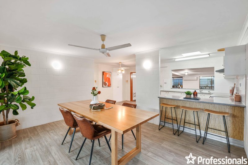 Photo - 25 Windarra Street, Woree QLD 4868 - Image