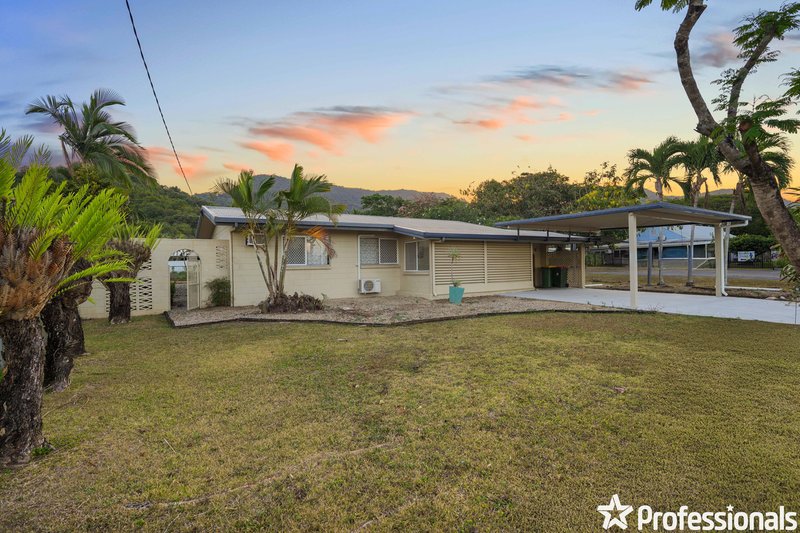 Photo - 25 Windarra Street, Woree QLD 4868 - Image 2