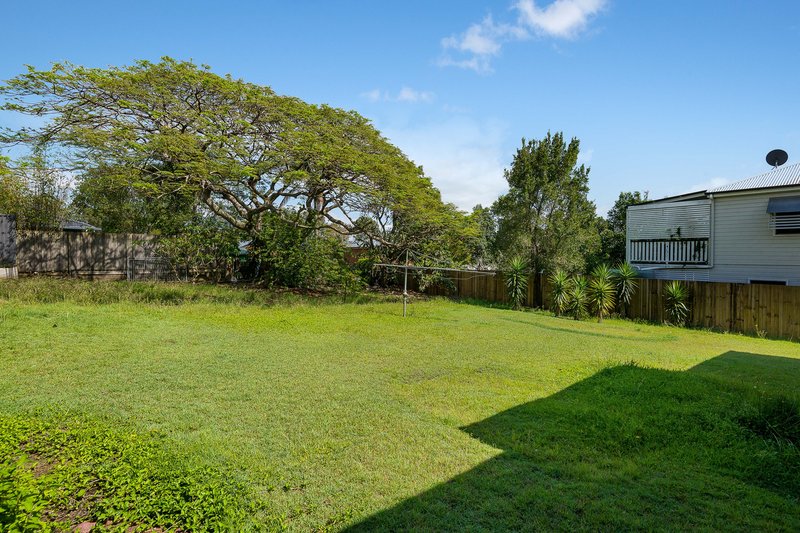 Photo - 25 Windemere Avenue, Morningside QLD 4170 - Image 11