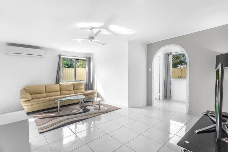Photo - 25 Windrest Street, Strathpine QLD 4500 - Image 5