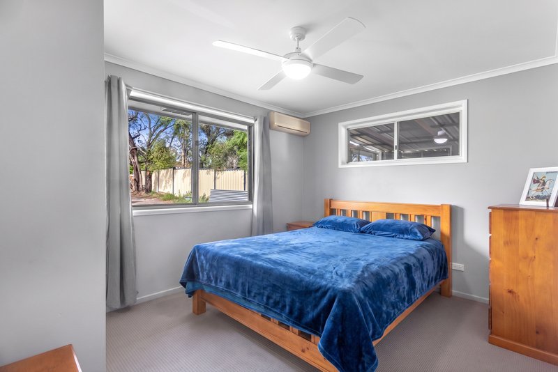 Photo - 25 Windrest Street, Strathpine QLD 4500 - Image 9