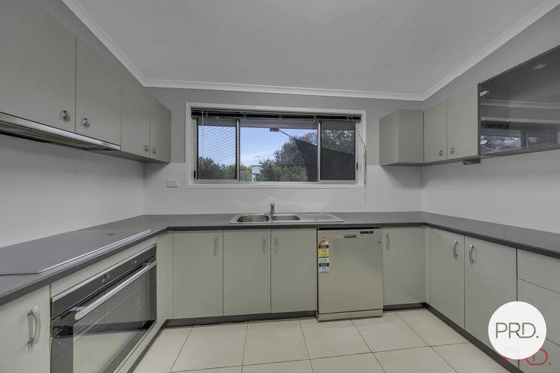 Photo - 25 Winnecke Road, Tannum Sands QLD 4680 - Image 4