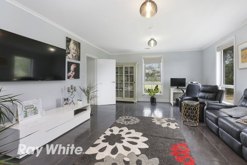 Photo - 25 Winstanley Road, Lara VIC 3212 - Image 3