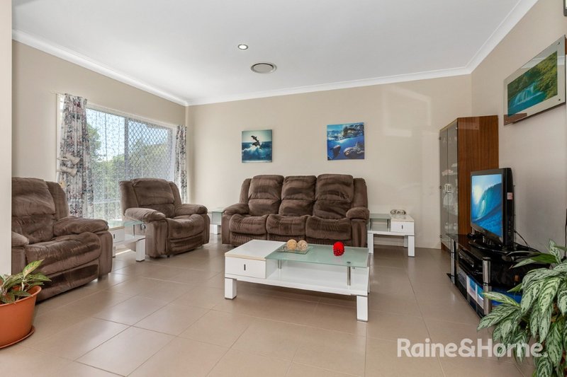 Photo - 25 Woodfull Crescent, Pottsville NSW 2489 - Image 4