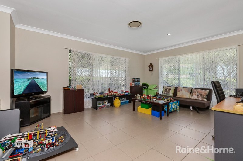 Photo - 25 Woodfull Crescent, Pottsville NSW 2489 - Image 5