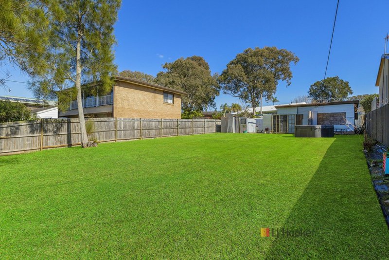 Photo - 25 Woodland Parkway, Buff Point NSW 2262 - Image 3