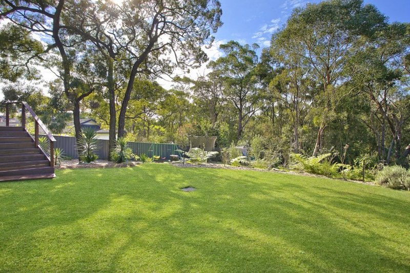 Photo - 25 Woodstream Crescent, Kellyville NSW 2155 - Image 6