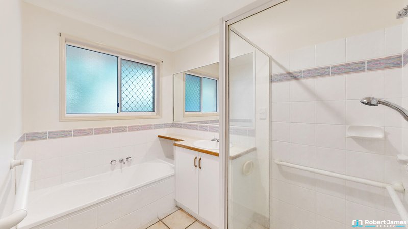 Photo - 25 Woolumba Street, Tewantin QLD 4565 - Image 10