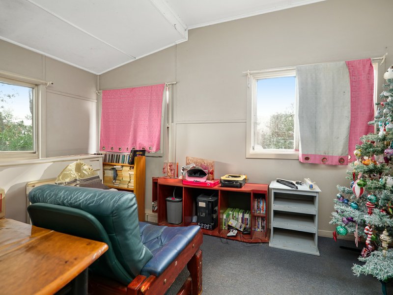 Photo - 25 Wyndham Street, Greta NSW 2334 - Image 6