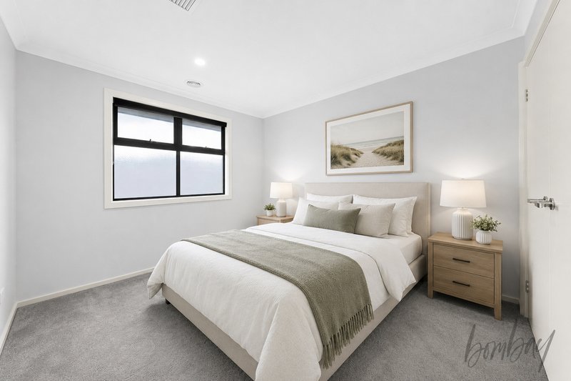 Photo - 25 Yarrowee Crescent, Wollert VIC 3750 - Image 10