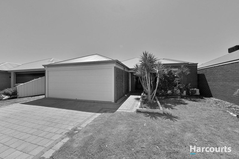 25 Yindana Boulevard, Lakelands WA 6180