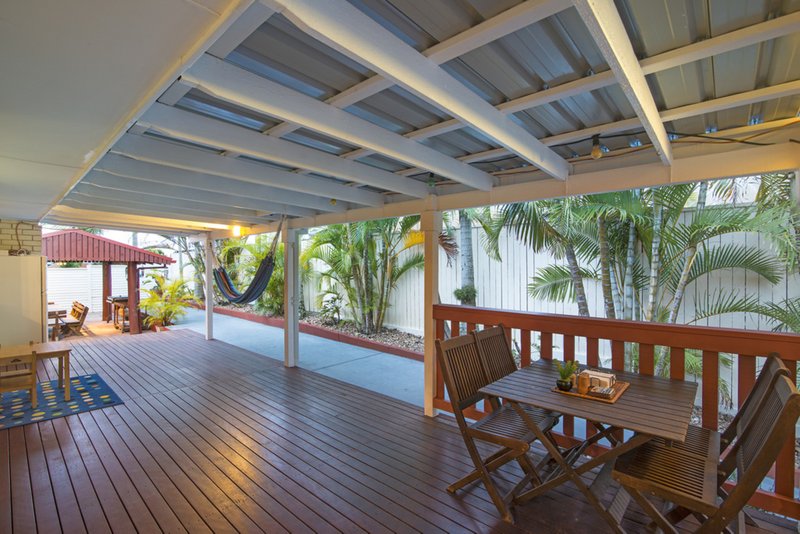 Photo - 25 Yolanta Drive, Tugun QLD 4224 - Image 3