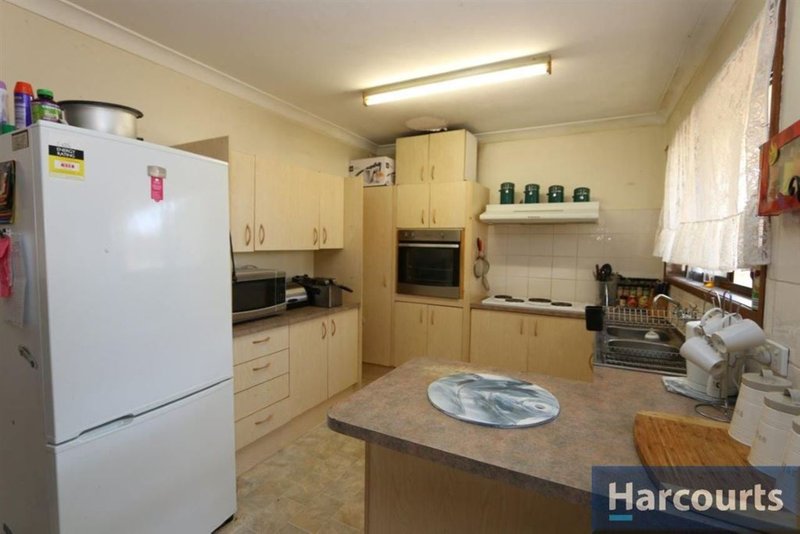 Photo - 25 Yorkshire Dr , Banksia Beach QLD 4507 - Image 3