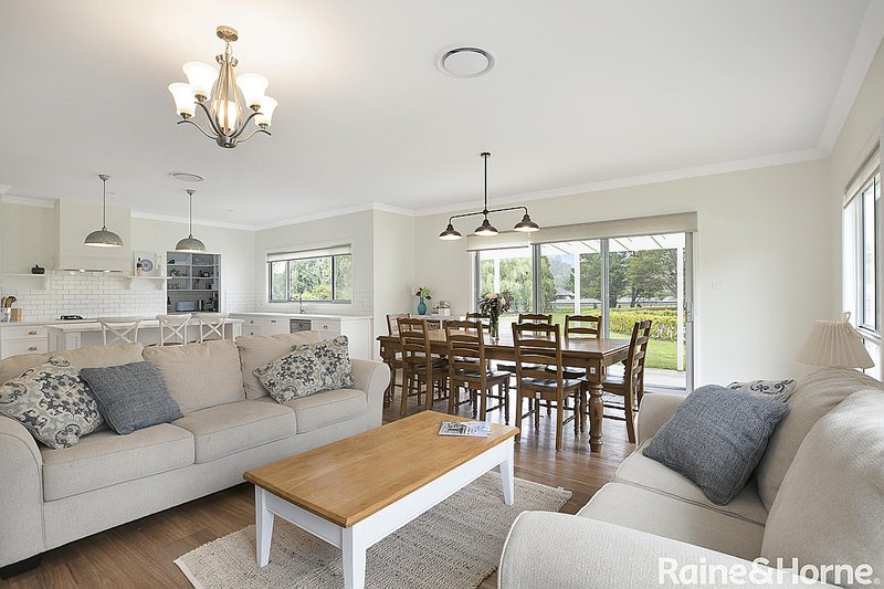 Photo - 25 Young Road, Moss Vale NSW 2577 - Image 5