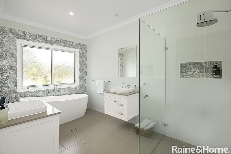Photo - 25 Young Road, Moss Vale NSW 2577 - Image 6