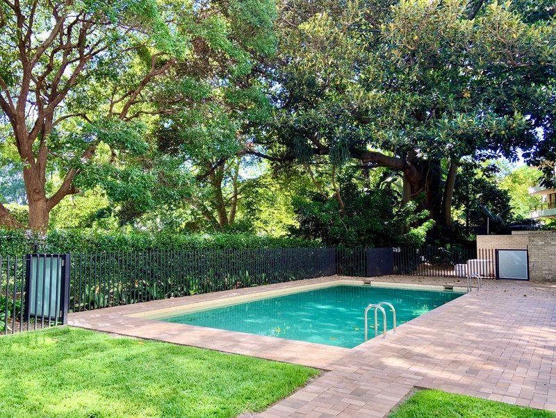 Photo - 2/50-58 Roslyn Gardens, Rushcutters Bay NSW 2011 - Image 9