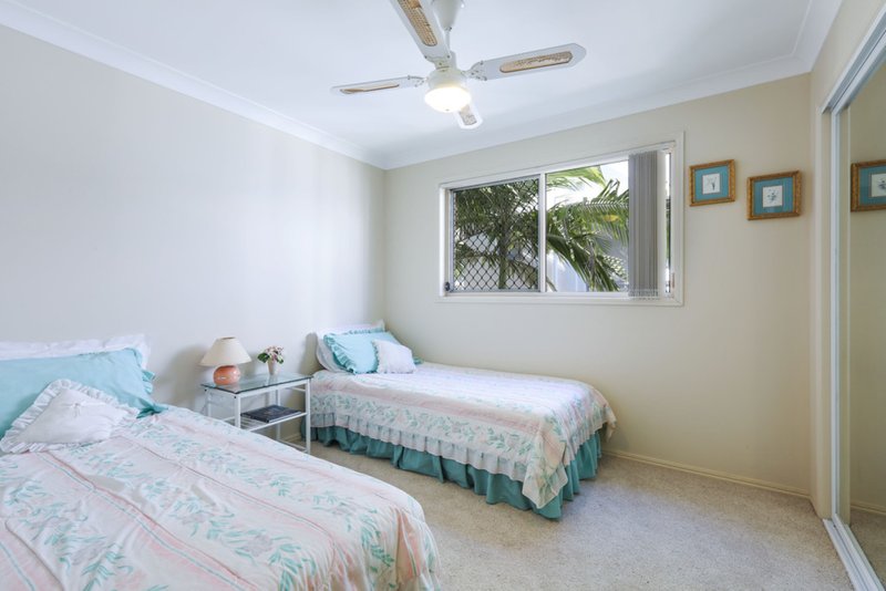 Photo - 2/50 Blake Street, Southport QLD 4215 - Image 11