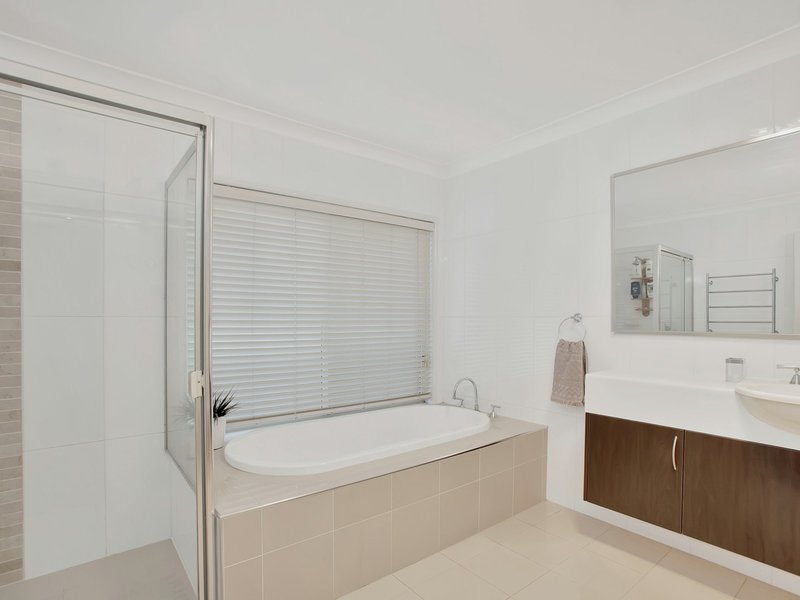 Photo - 250 Caddens Road, Claremont Meadows NSW 2747 - Image 11