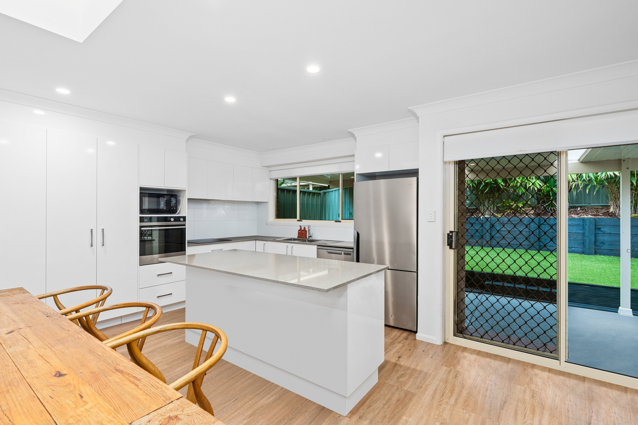 2/50 Duffys Road, Terrigal, NSW 2260 - Image 2