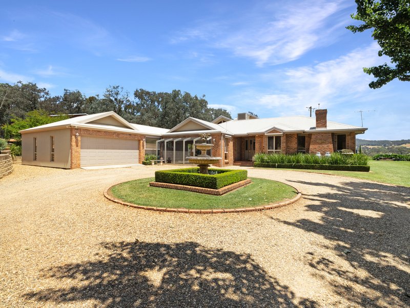 Photo - 250 Harpers Lane, Greta South VIC 3675 - Image 2