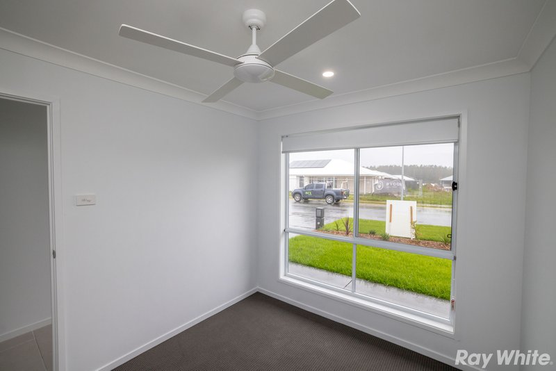 Photo - 2/50 Iluka Boulevard, Forster NSW 2428 - Image 15