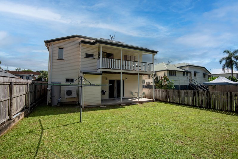 Photo - 250 Lake Street, Cairns North QLD 4870 - Image 18