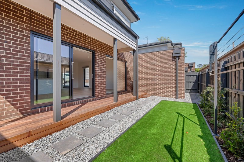 Photo - 2/50 May Street, Macleod VIC 3085 - Image 5