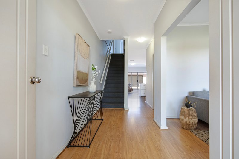 Photo - 250 Newton Boulevard, Munno Para SA 5115 - Image 3