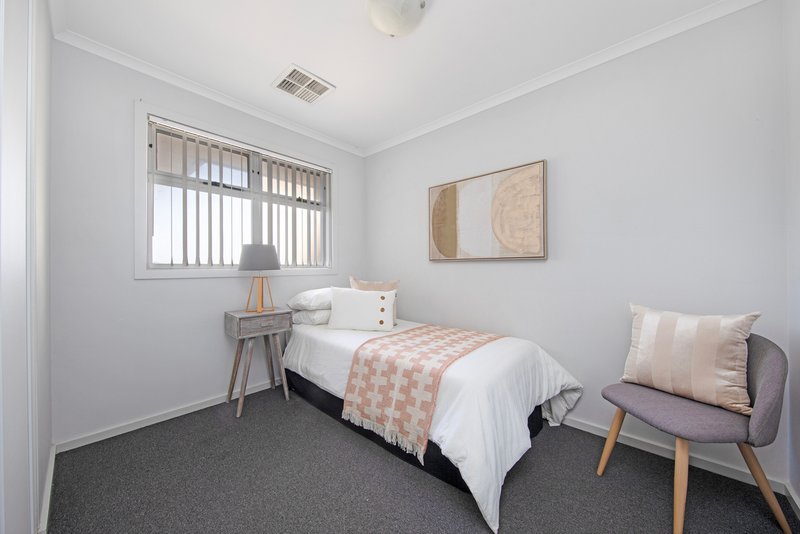 Photo - 250 Newton Boulevard, Munno Para SA 5115 - Image 16