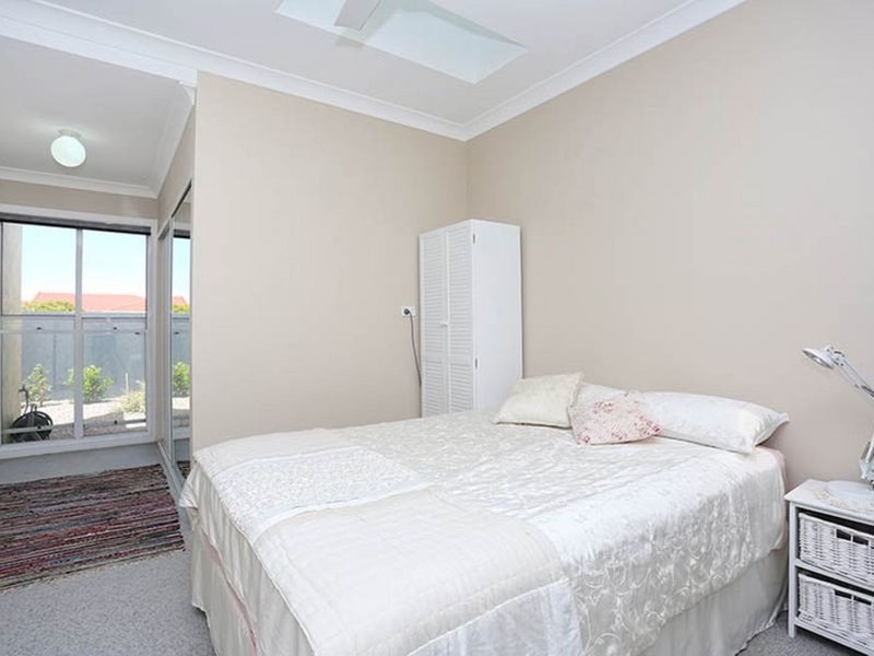 Photo - 2/50 Pacific Drive, Banksia Beach QLD 4507 - Image 6