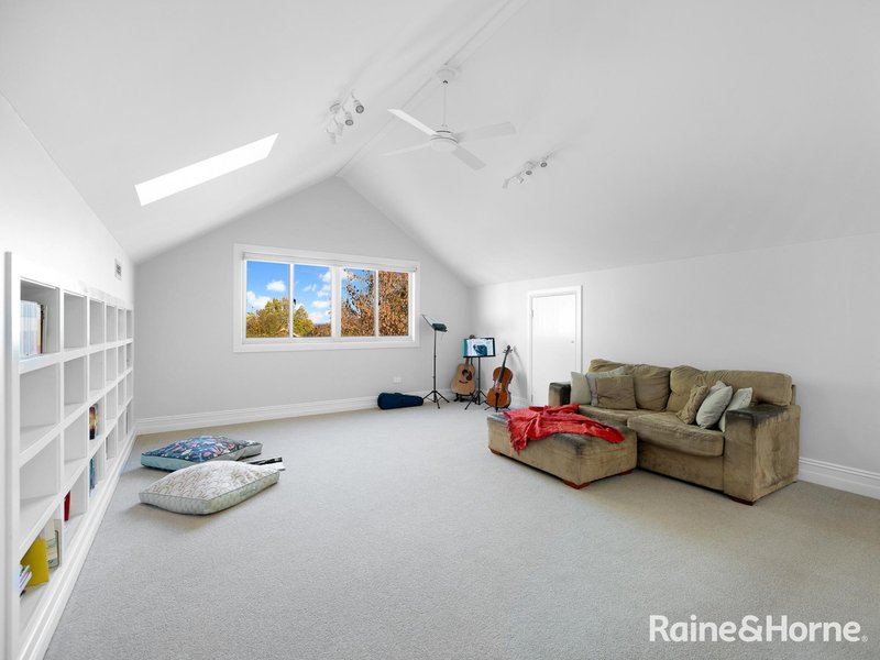 Photo - 250 Peel Street, Bathurst NSW 2795 - Image 8