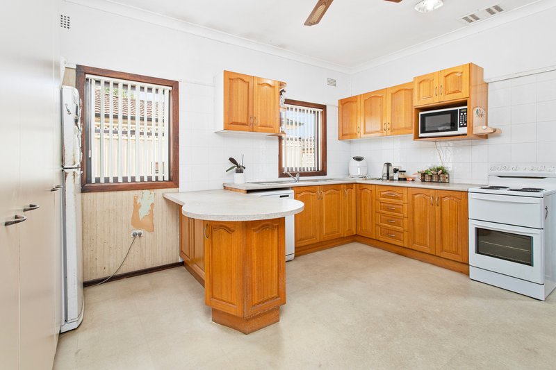 Photo - 250 Princes Highway, Dapto NSW 2530 - Image 7