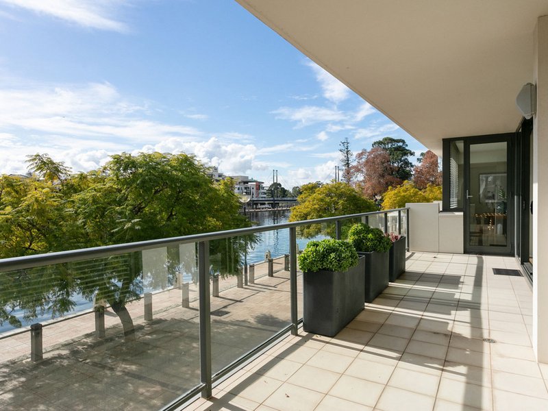 Photo - 2/50 Royal Street, East Perth WA 6004 - Image 7