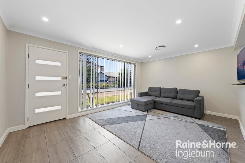 Photo - 2/50 Trafalgar Street, Glenfield NSW 2167 - Image 2