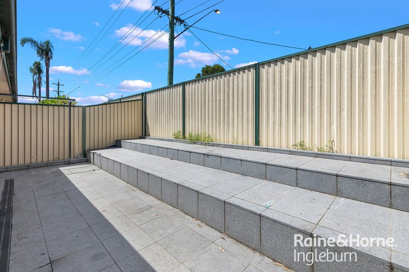 Photo - 2/50 Trafalgar Street, Glenfield NSW 2167 - Image 8