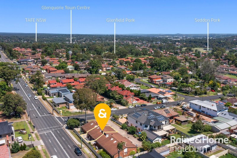 Photo - 2/50 Trafalgar Street, Glenfield NSW 2167 - Image 12