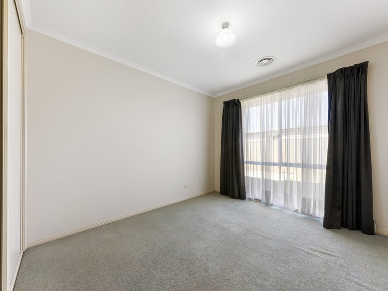 Photo - 2/50 Vincent Road, Wangaratta VIC 3677 - Image 7