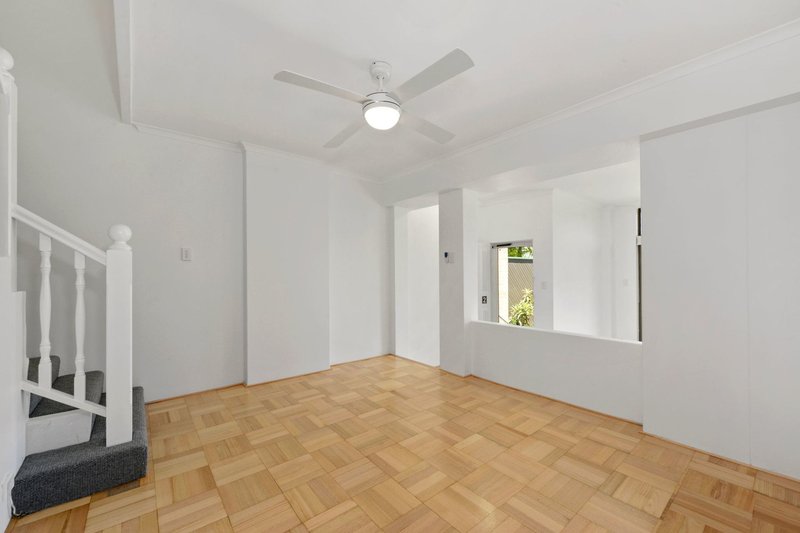 Photo - 2/501 Glenmore Road, Edgecliff NSW 2027 - Image 3