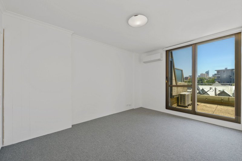 Photo - 2/501 Glenmore Road, Edgecliff NSW 2027 - Image 7