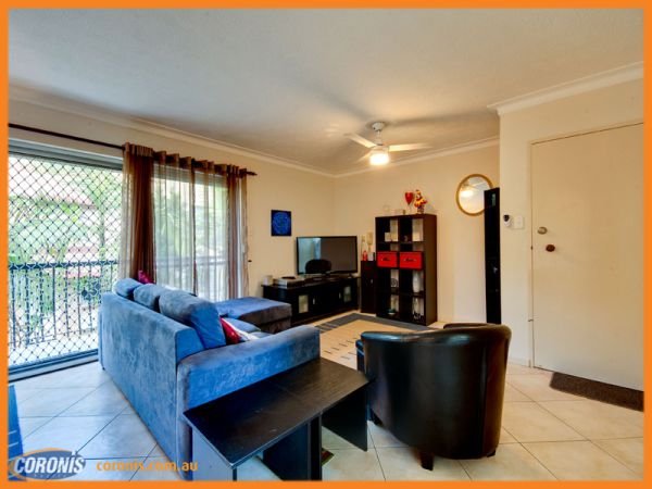 Photo - 2/501 Rode Road, Chermside QLD 4032 - Image 3