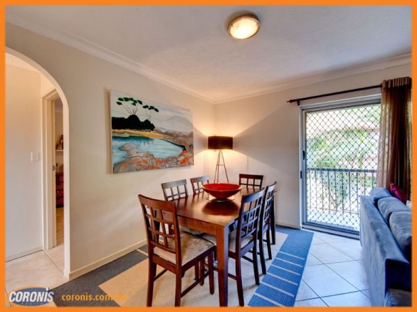 Photo - 2/501 Rode Road, Chermside QLD 4032 - Image 4