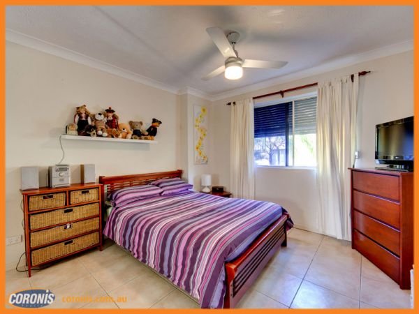 Photo - 2/501 Rode Road, Chermside QLD 4032 - Image 7