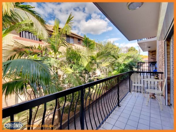 Photo - 2/501 Rode Road, Chermside QLD 4032 - Image 11