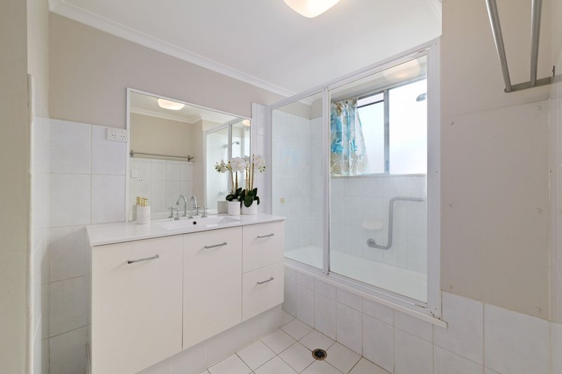 Photo - 2/501 Rode Road, Chermside QLD 4032 - Image 9