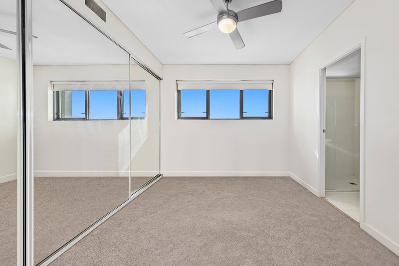 Photo - 2501/35 Campbell Street, Bowen Hills QLD 4006 - Image 9